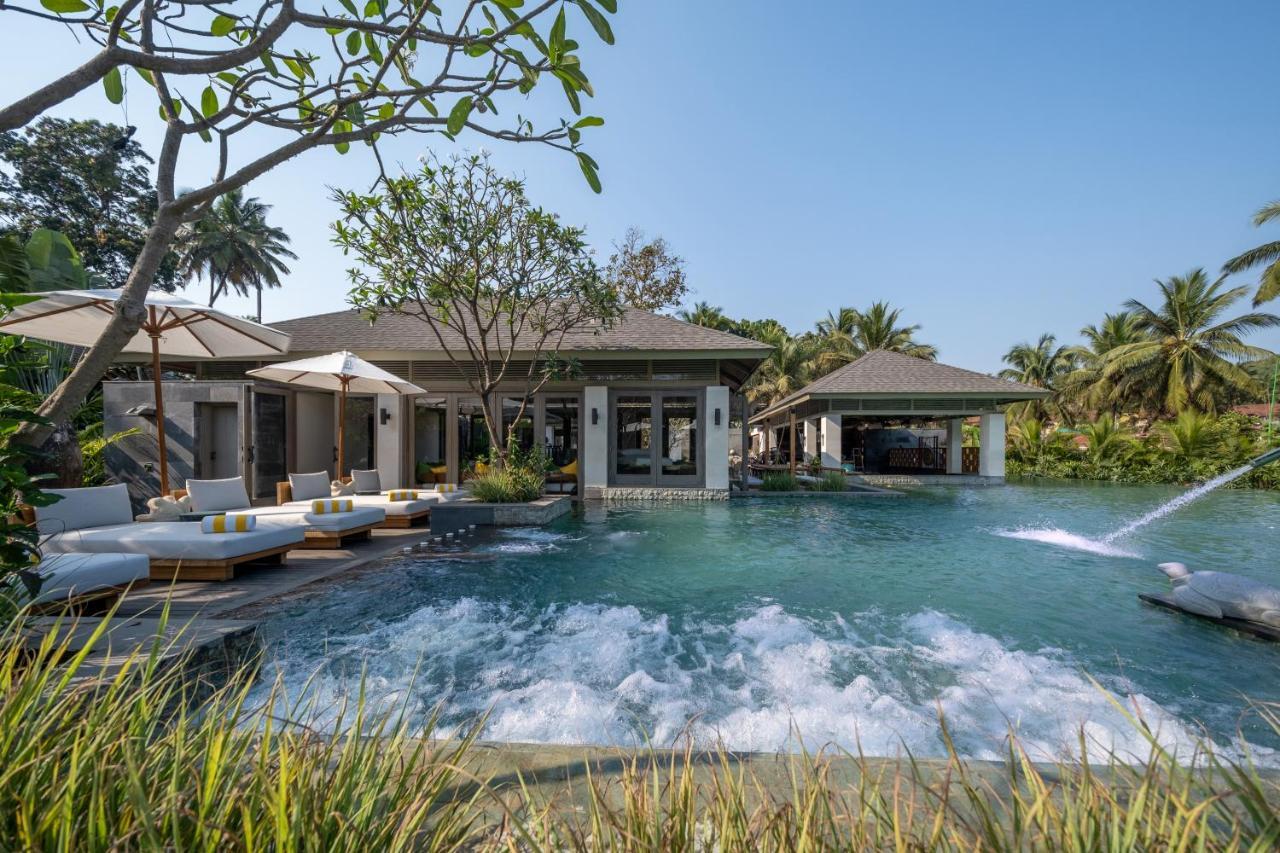Baale Resort Goa Arpora Exterior photo